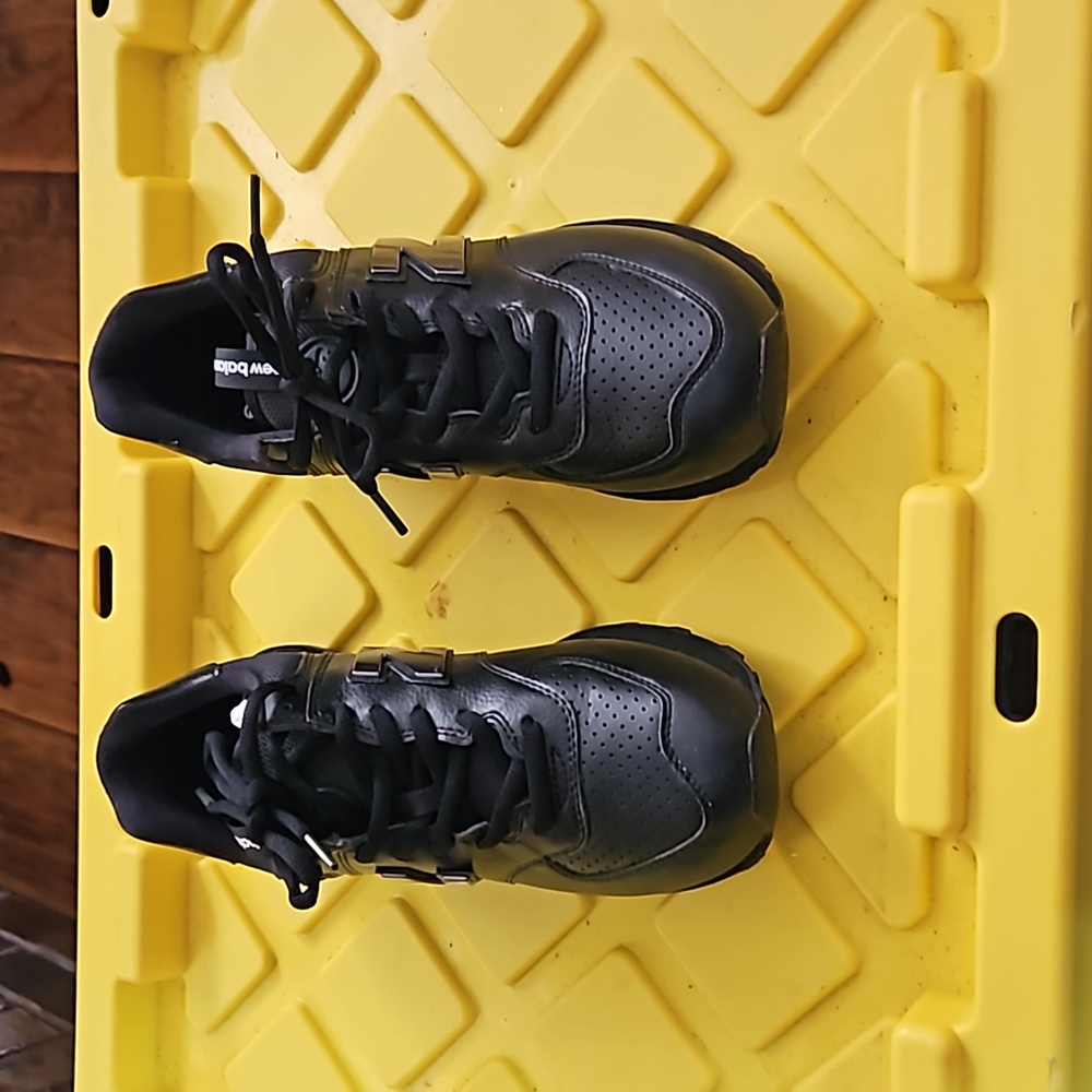 Men sneakers
